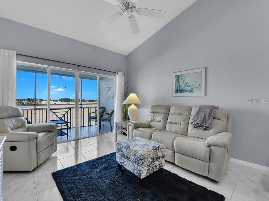 5762 SABAL TRACE DRIVE 201