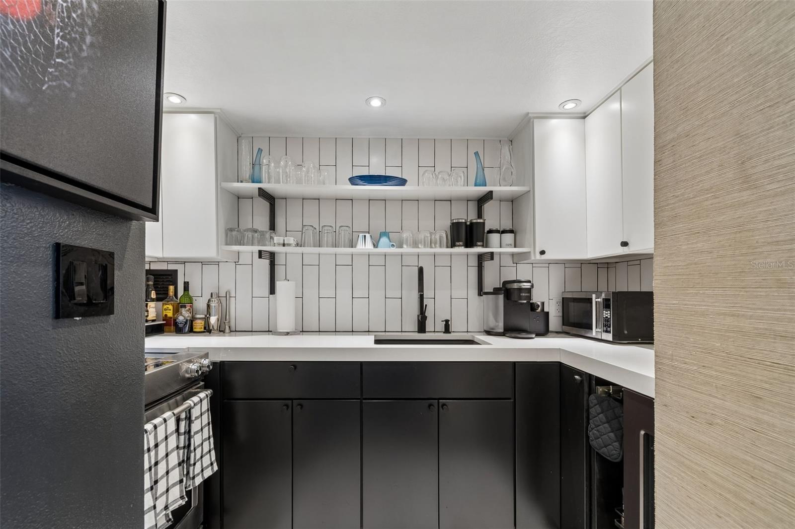 REGATTA BEACH CLUB CONDO - Residential