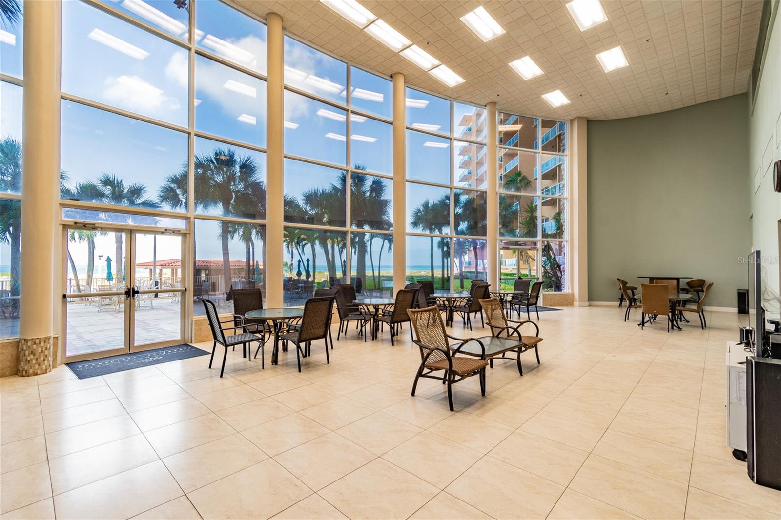 REGATTA BEACH CLUB CONDO - Residential