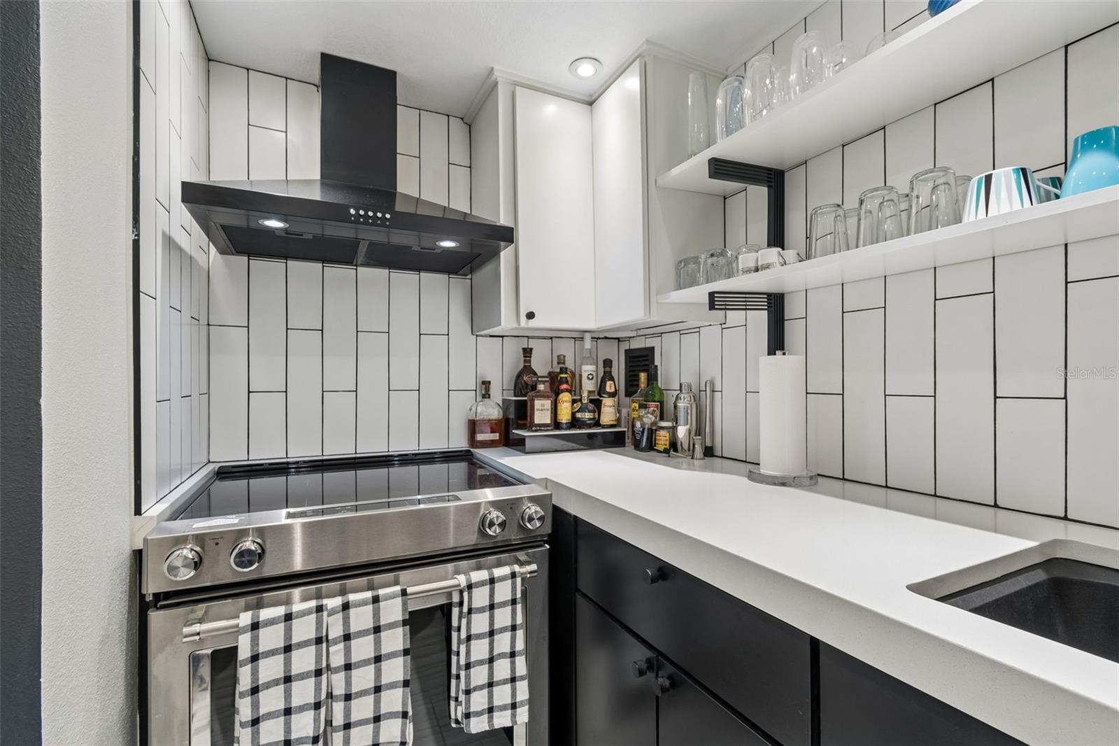 REGATTA BEACH CLUB CONDO - Residential