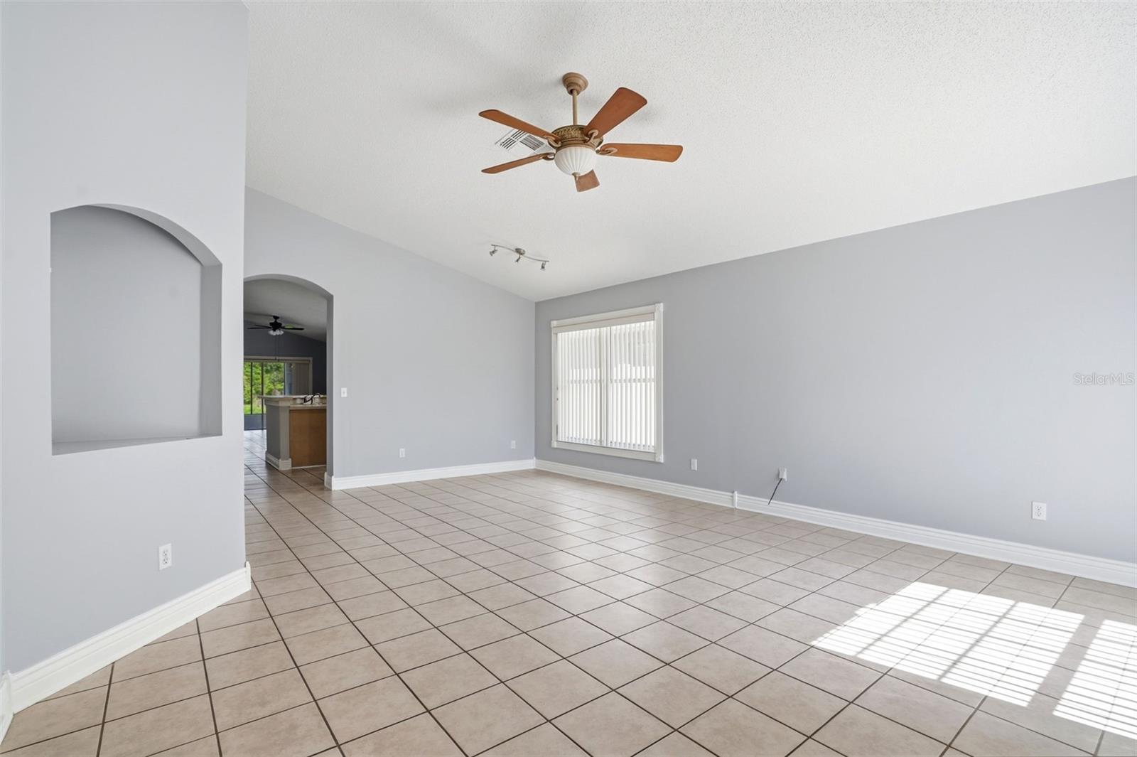 632 CYPRESS TREE COURT