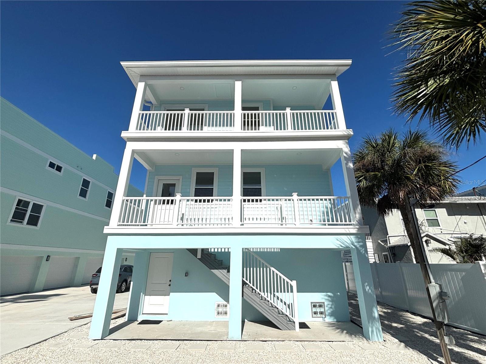 711 GULF BOULEVARD