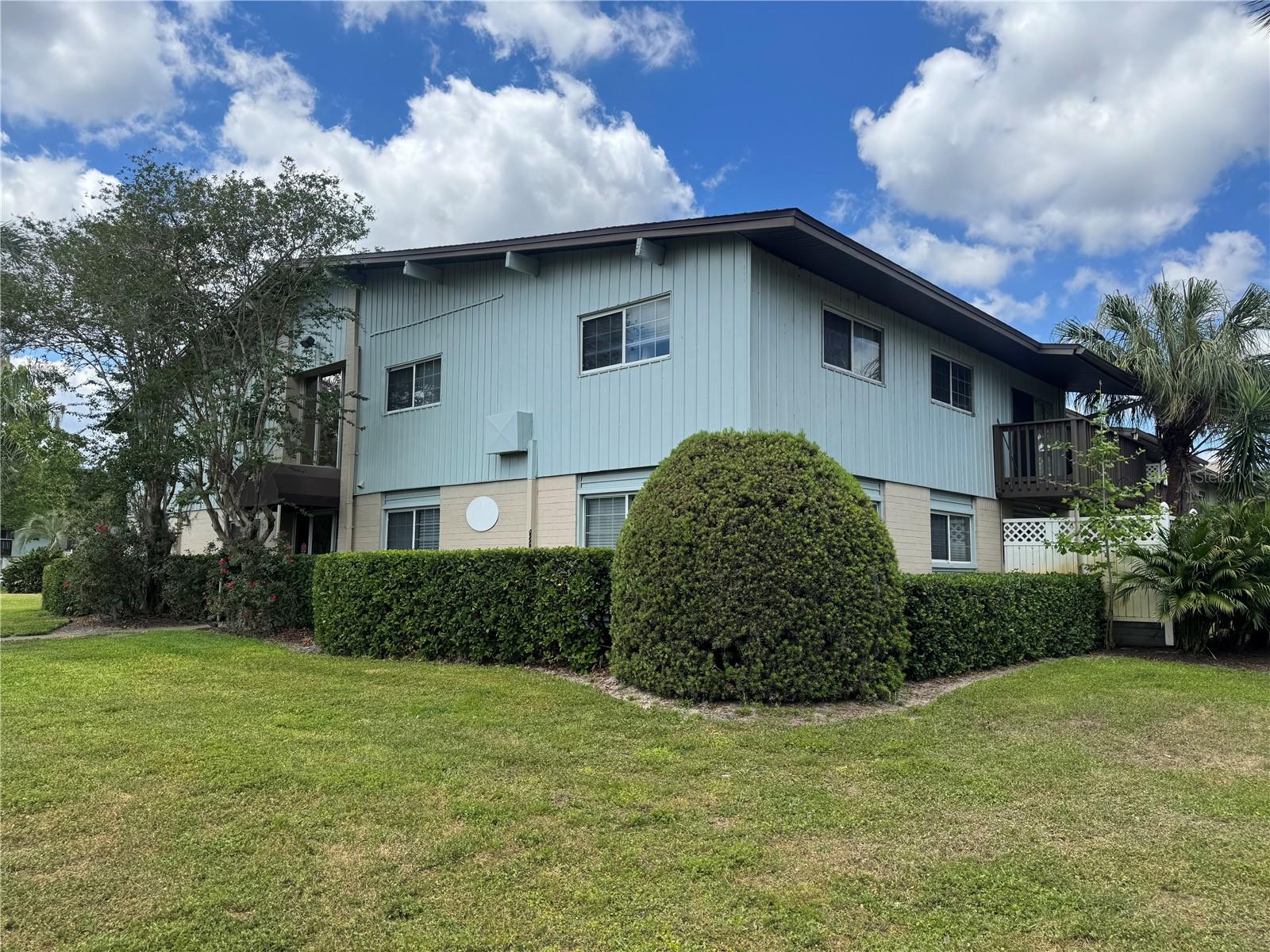 1695 LEE ROAD E214