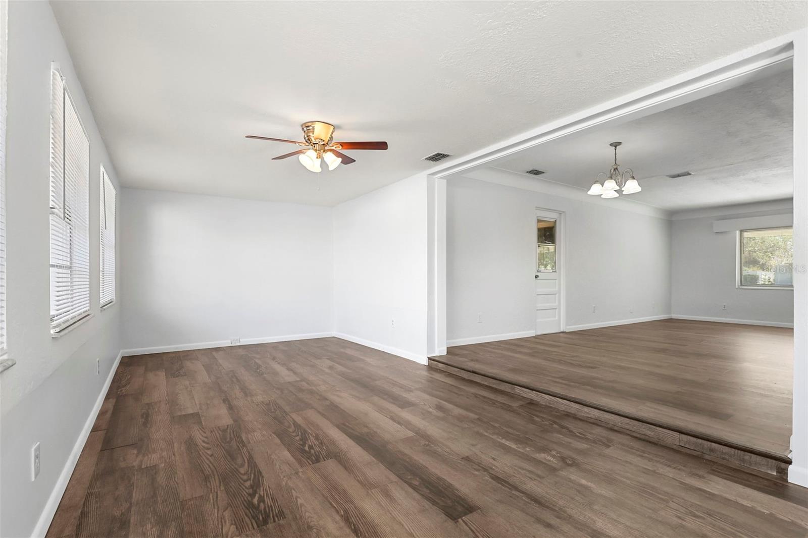 GARDEN MANOR SEC 2 - Residential