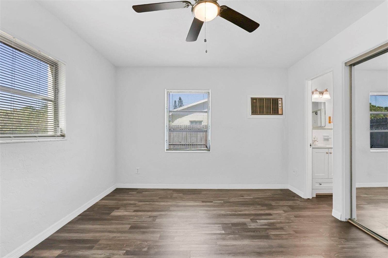 GARDEN MANOR SEC 2 - Residential