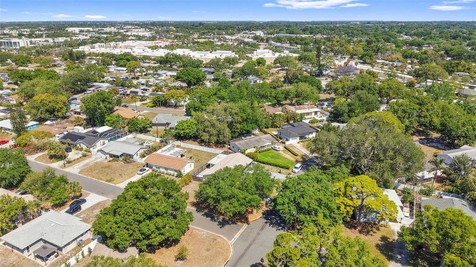 GARDEN MANOR SEC 2 - Residential