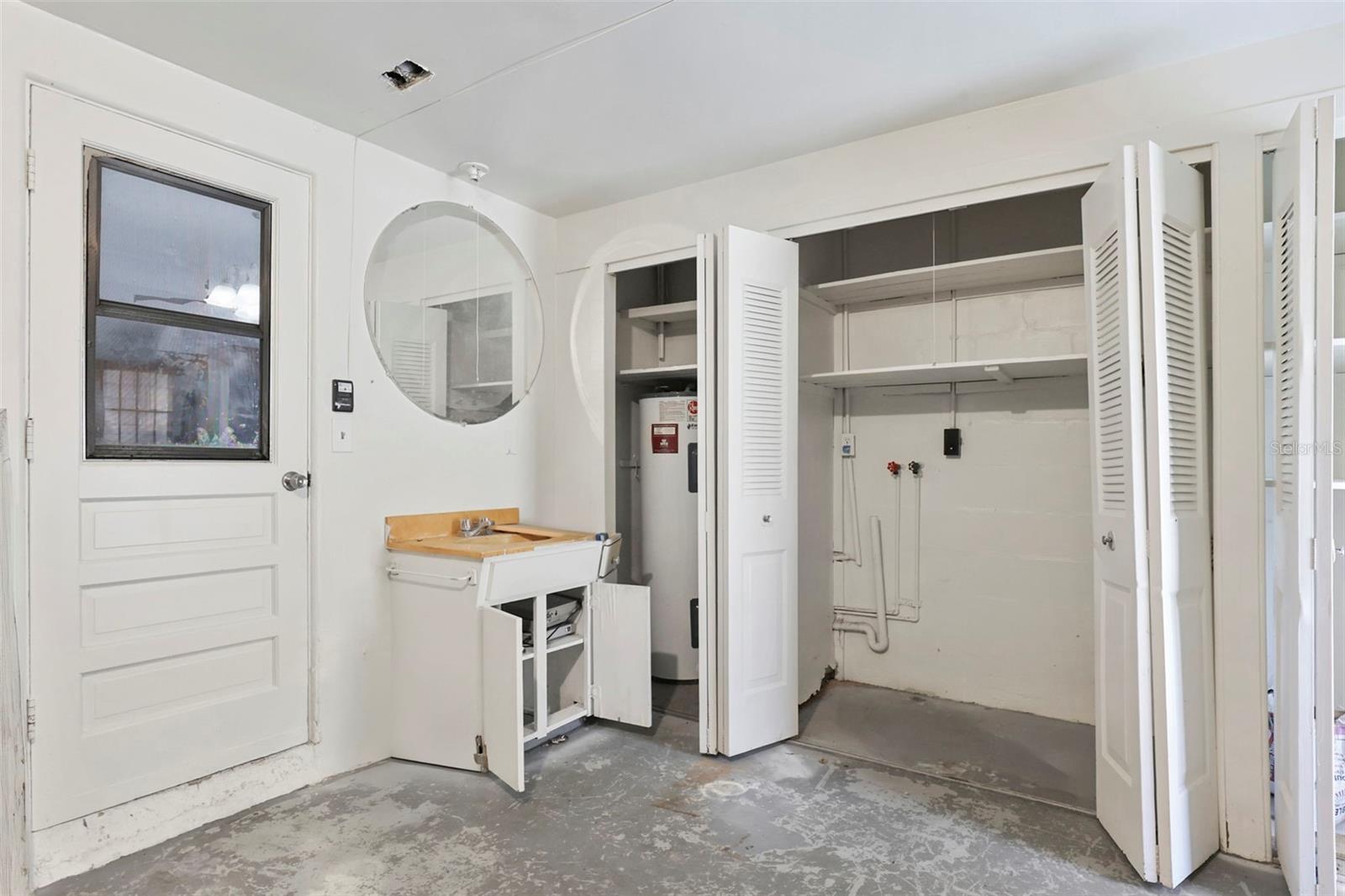 GARDEN MANOR SEC 2 - Residential