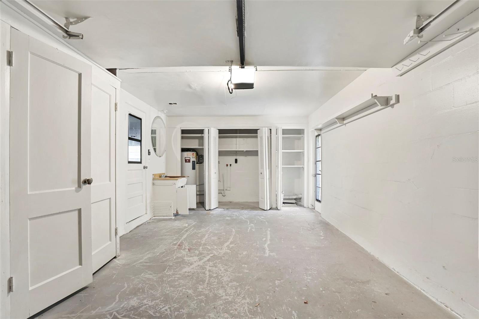 GARDEN MANOR SEC 2 - Residential