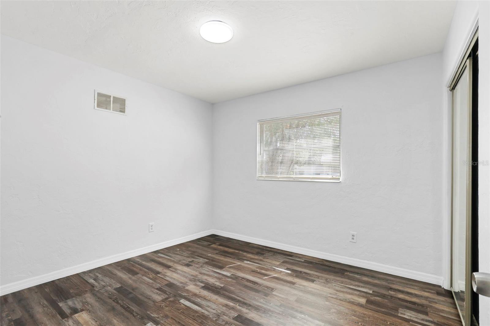 GARDEN MANOR SEC 2 - Residential