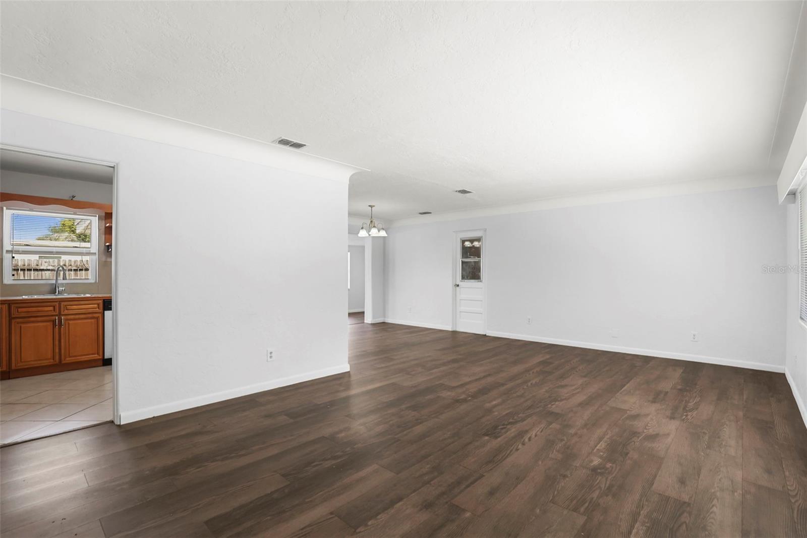 GARDEN MANOR SEC 2 - Residential