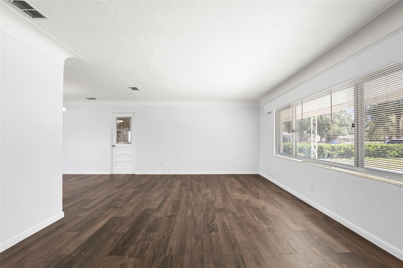 GARDEN MANOR SEC 2 - Residential