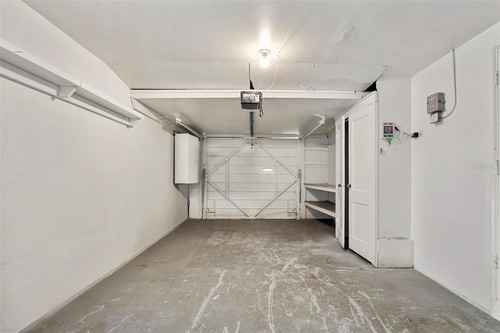 GARDEN MANOR SEC 2 - Residential