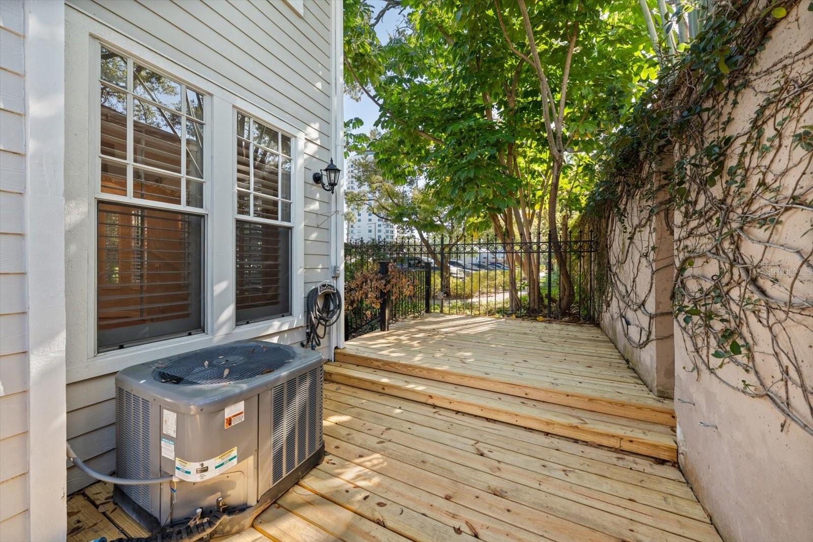 BAYSHORE WALK A CONDO - Residential