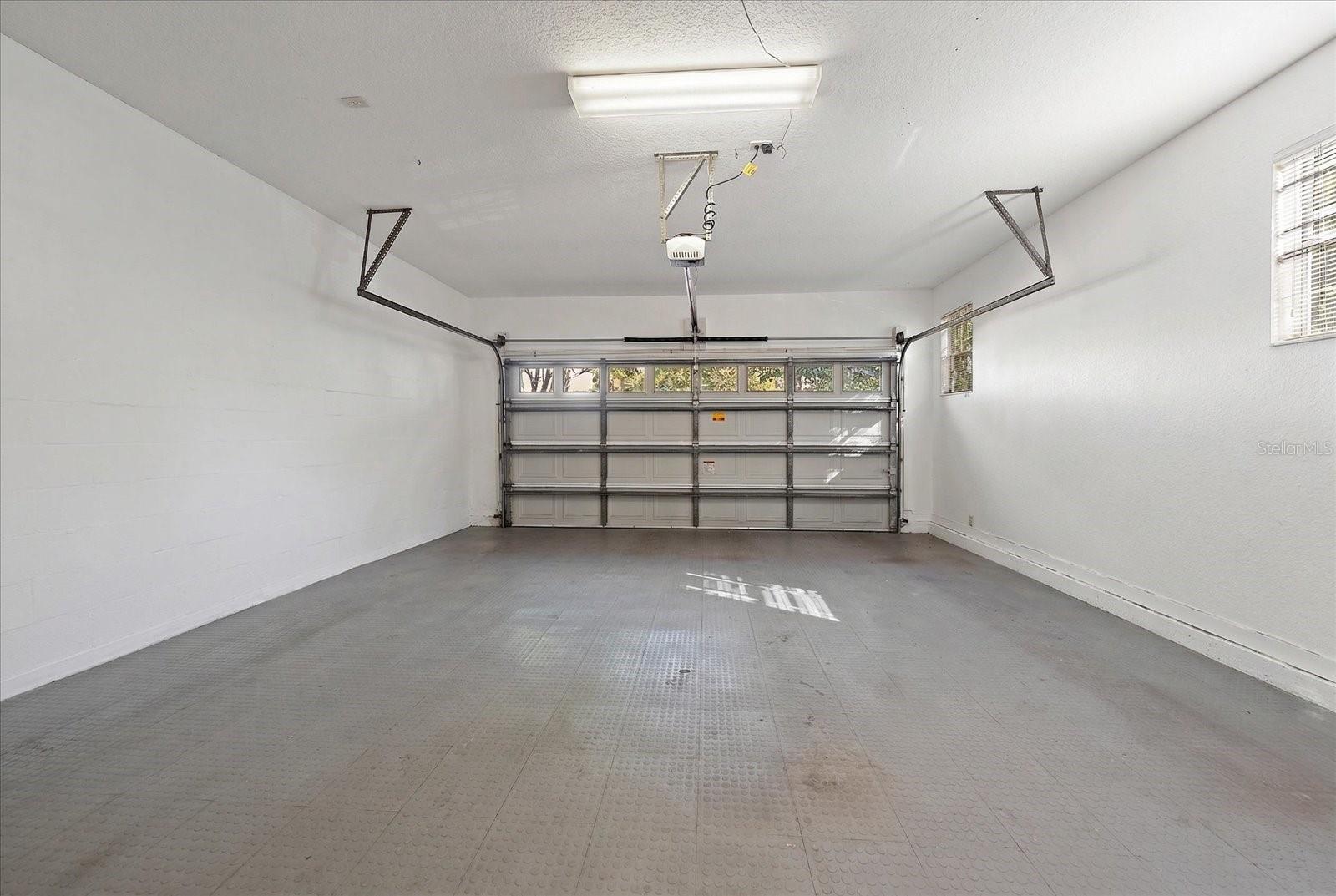 BAYSHORE WALK A CONDO - Residential