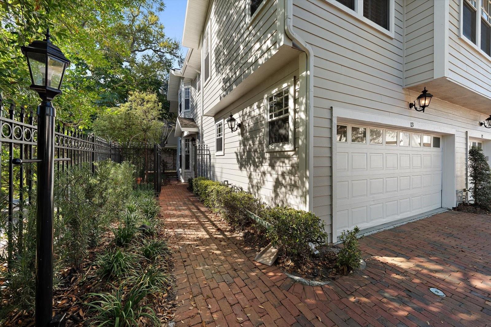 BAYSHORE WALK A CONDO - Residential