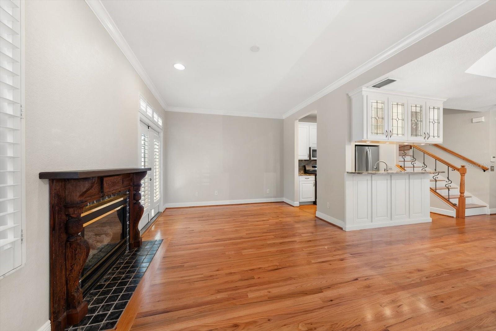 BAYSHORE WALK A CONDO - Residential