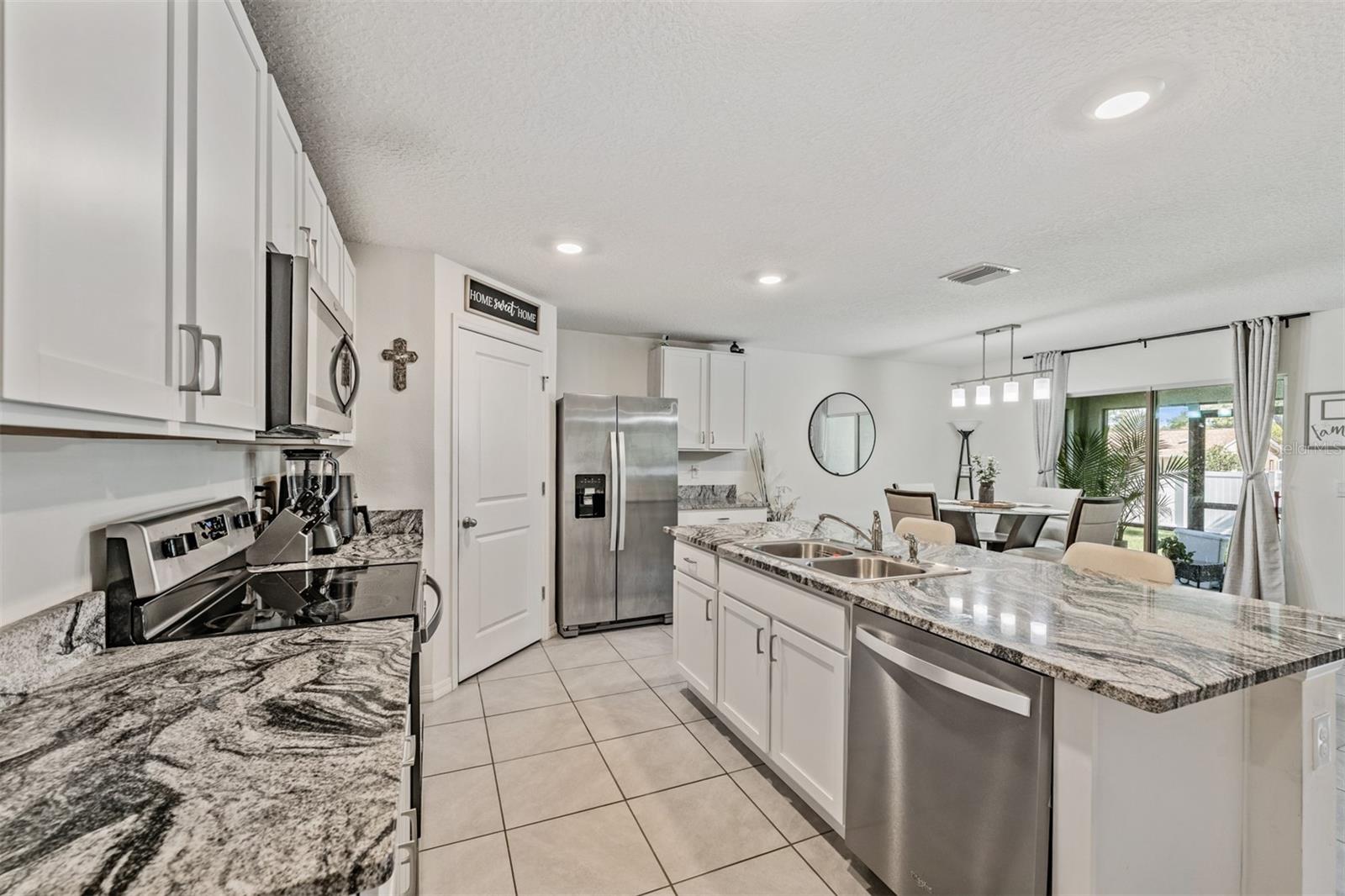 10463 BAYLOR DRIVE