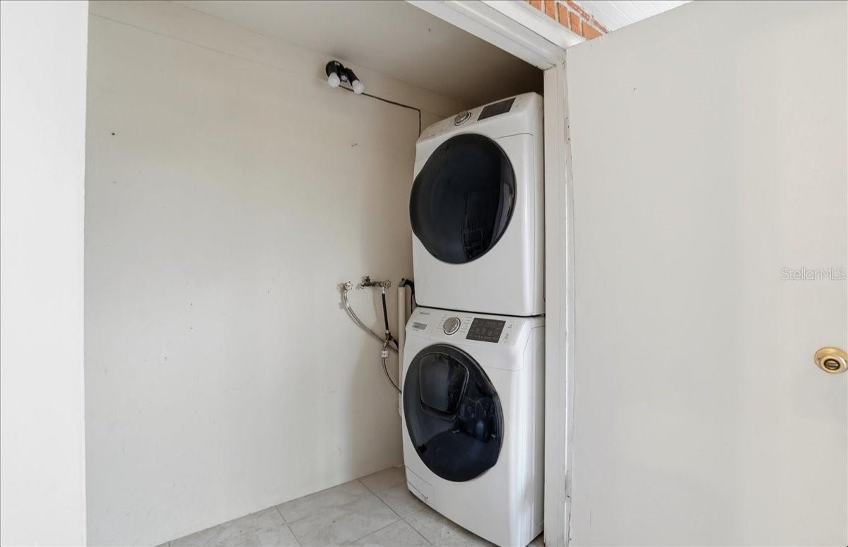 JAMESTOWN CONDO - Residential Lease