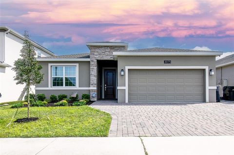 Photo of 3075 Camden Way, Davenport, FL 33837 (MLS # S5136910)