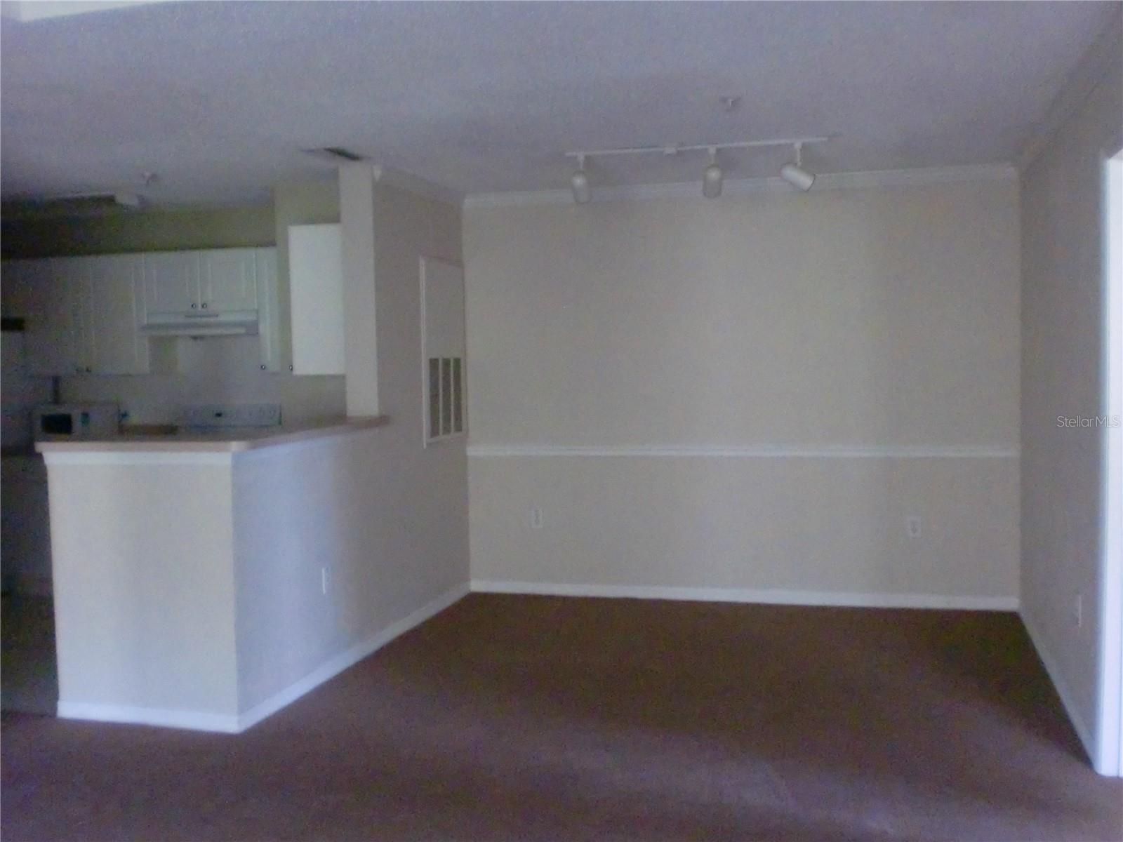 18001 RICHMOND PLACE DRIVE 1130