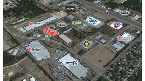 Tiny photo for 1501 SW 44th Avenue, Ocala, FL 34474 (MLS # OM658497)