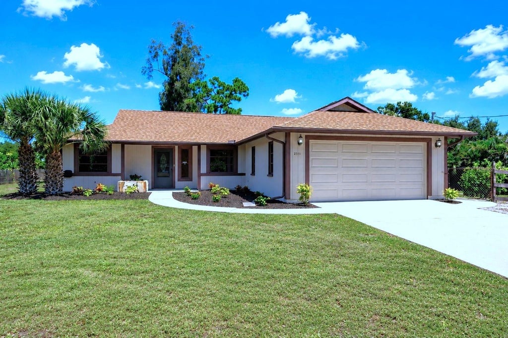 Photo of 2331 Mission Valley Boulevard, Nokomis, FL 34275 (MLS # A4703830)