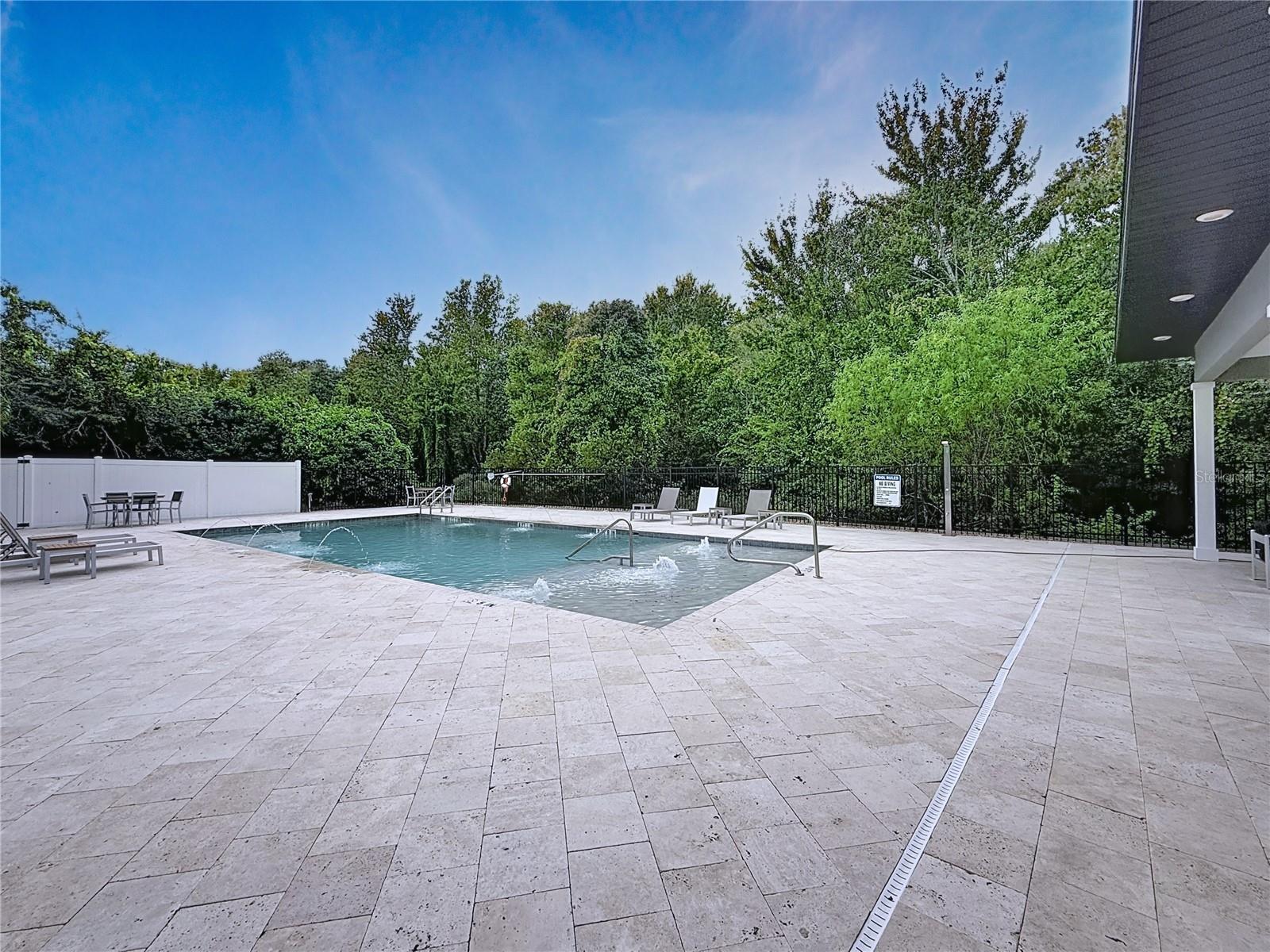 LE REVE - Residential