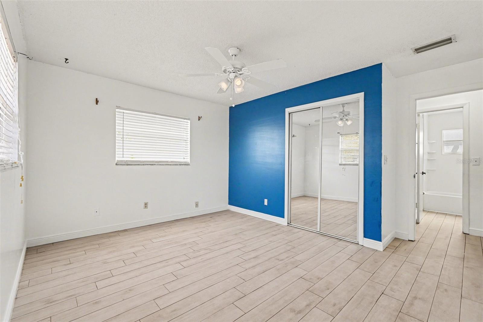 WOODBERY ESTATES FIRST ADDITIO - Residential