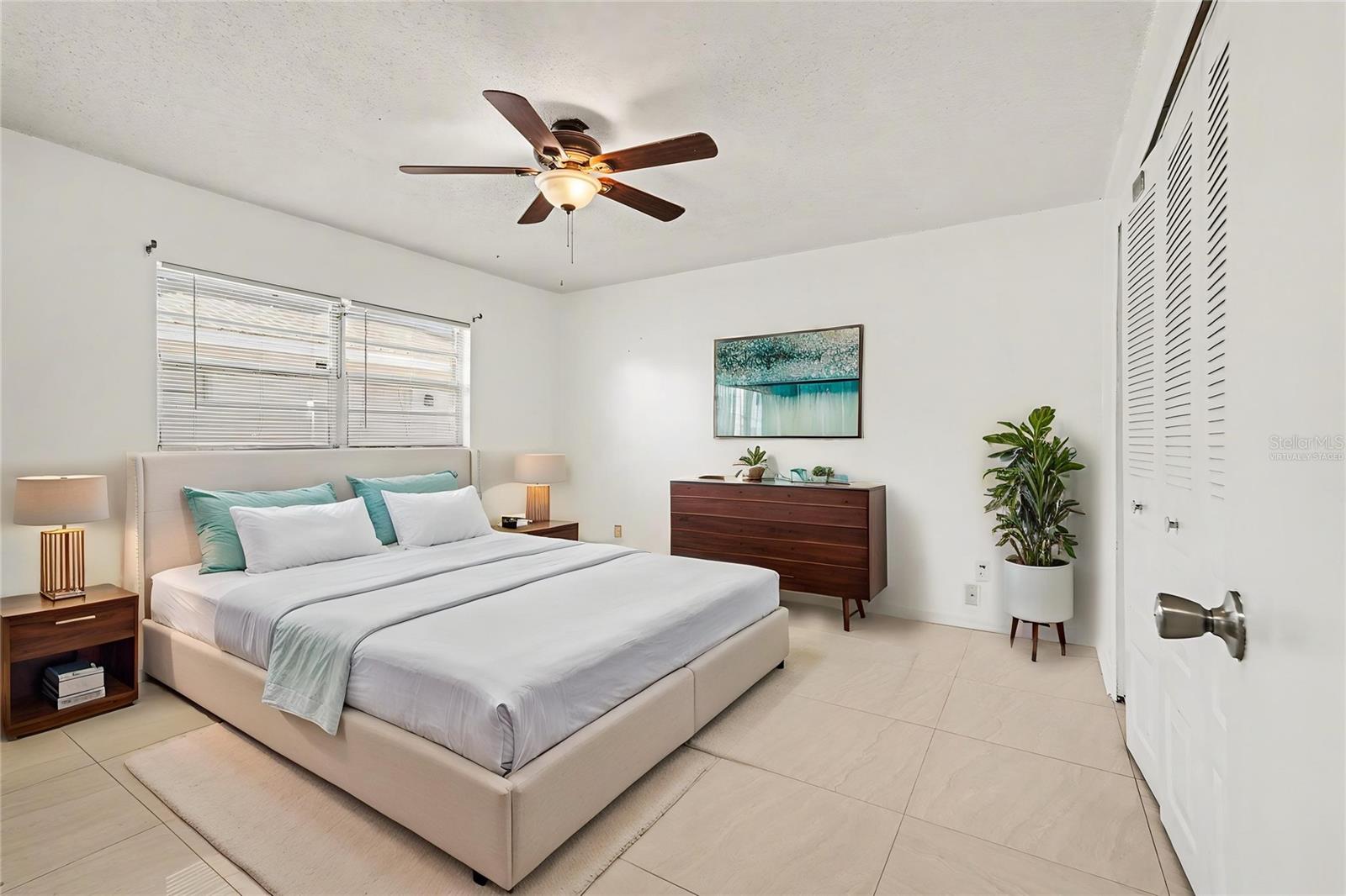 WOODBERY ESTATES FIRST ADDITIO - Residential