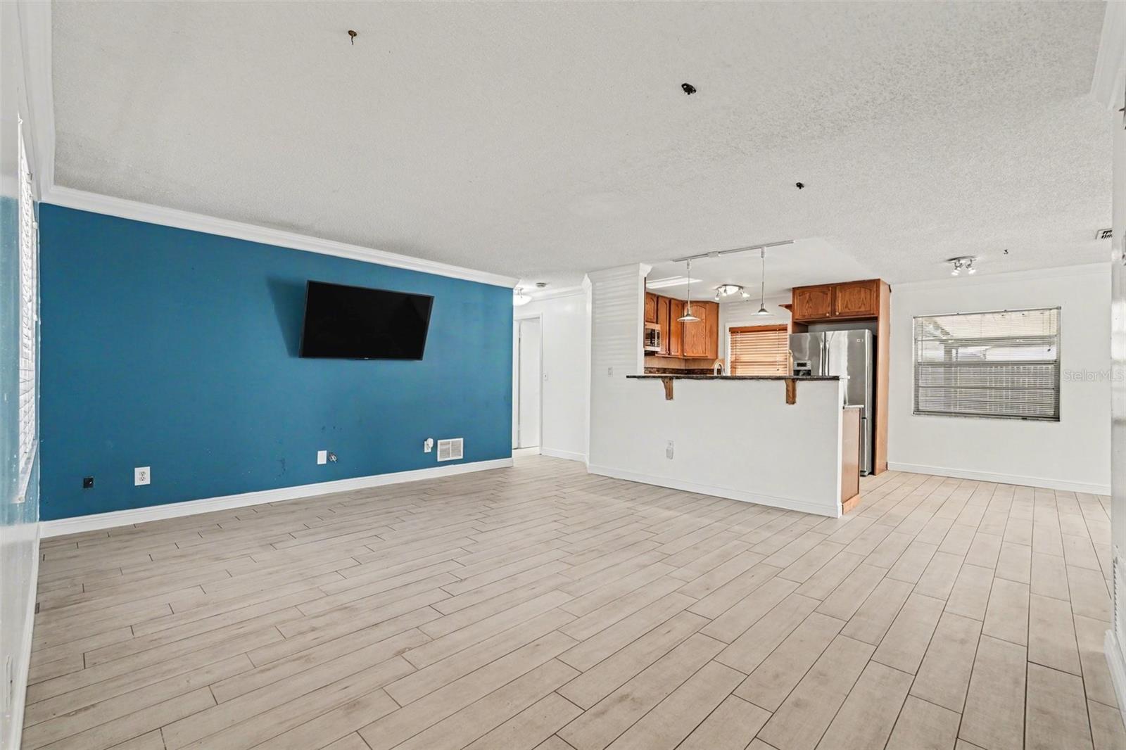 WOODBERY ESTATES FIRST ADDITIO - Residential