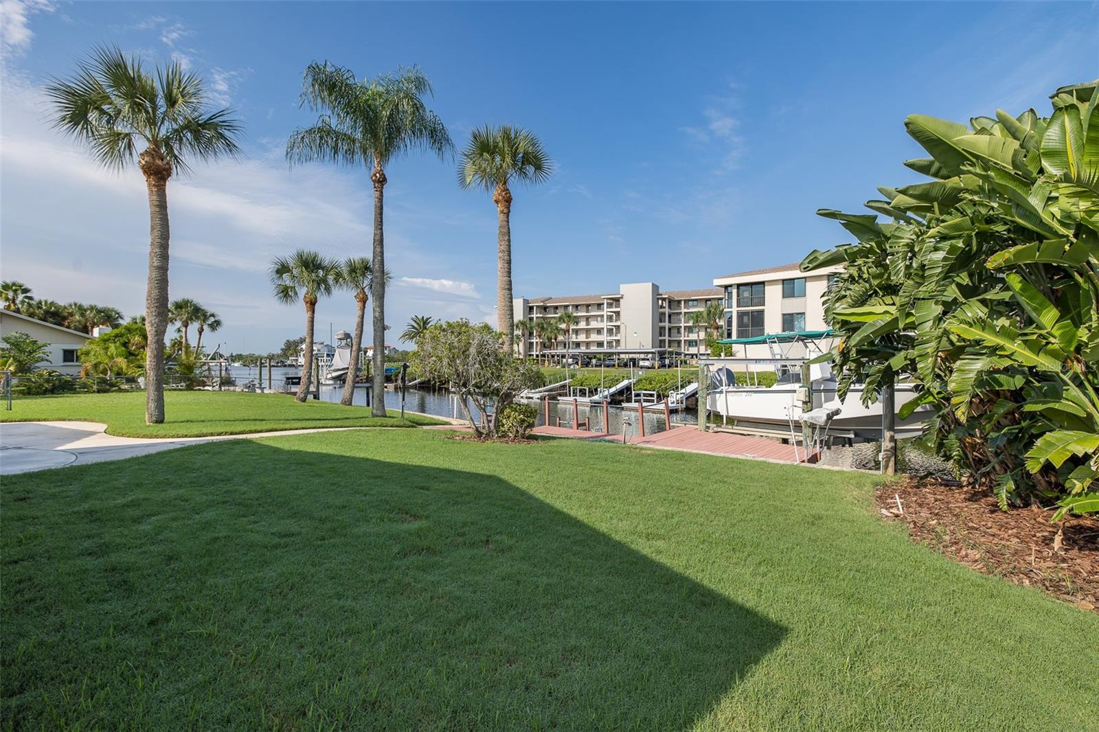 HARBOR ISLES - Residential