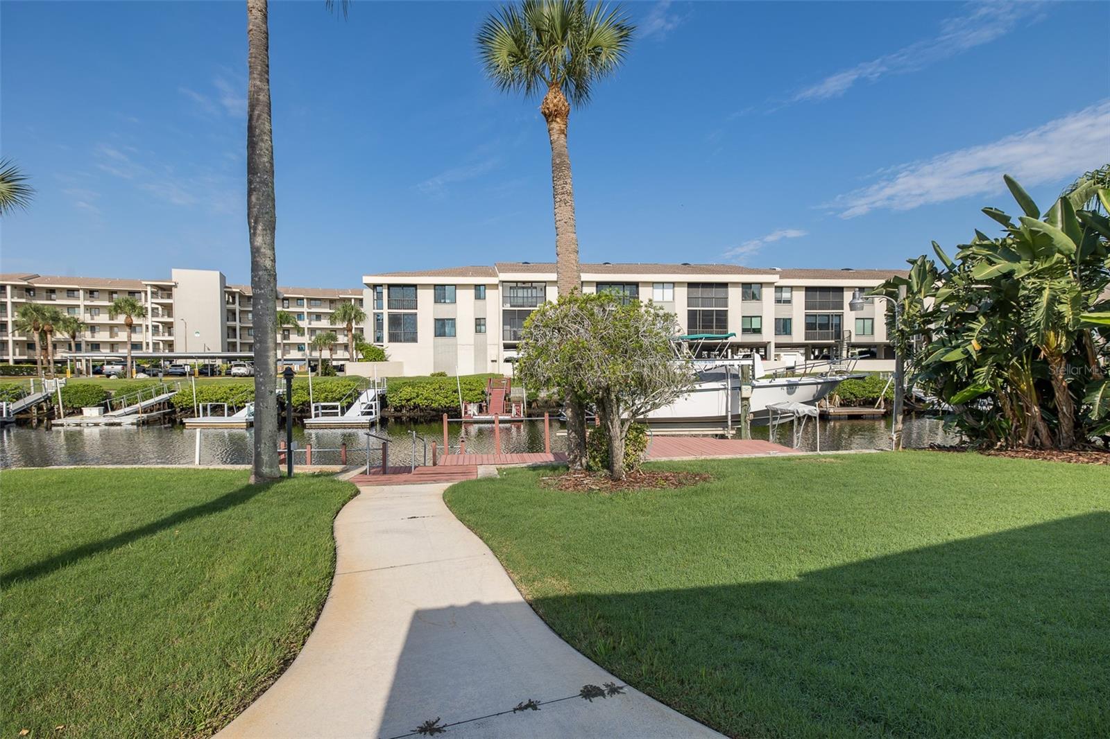 HARBOR ISLES - Residential