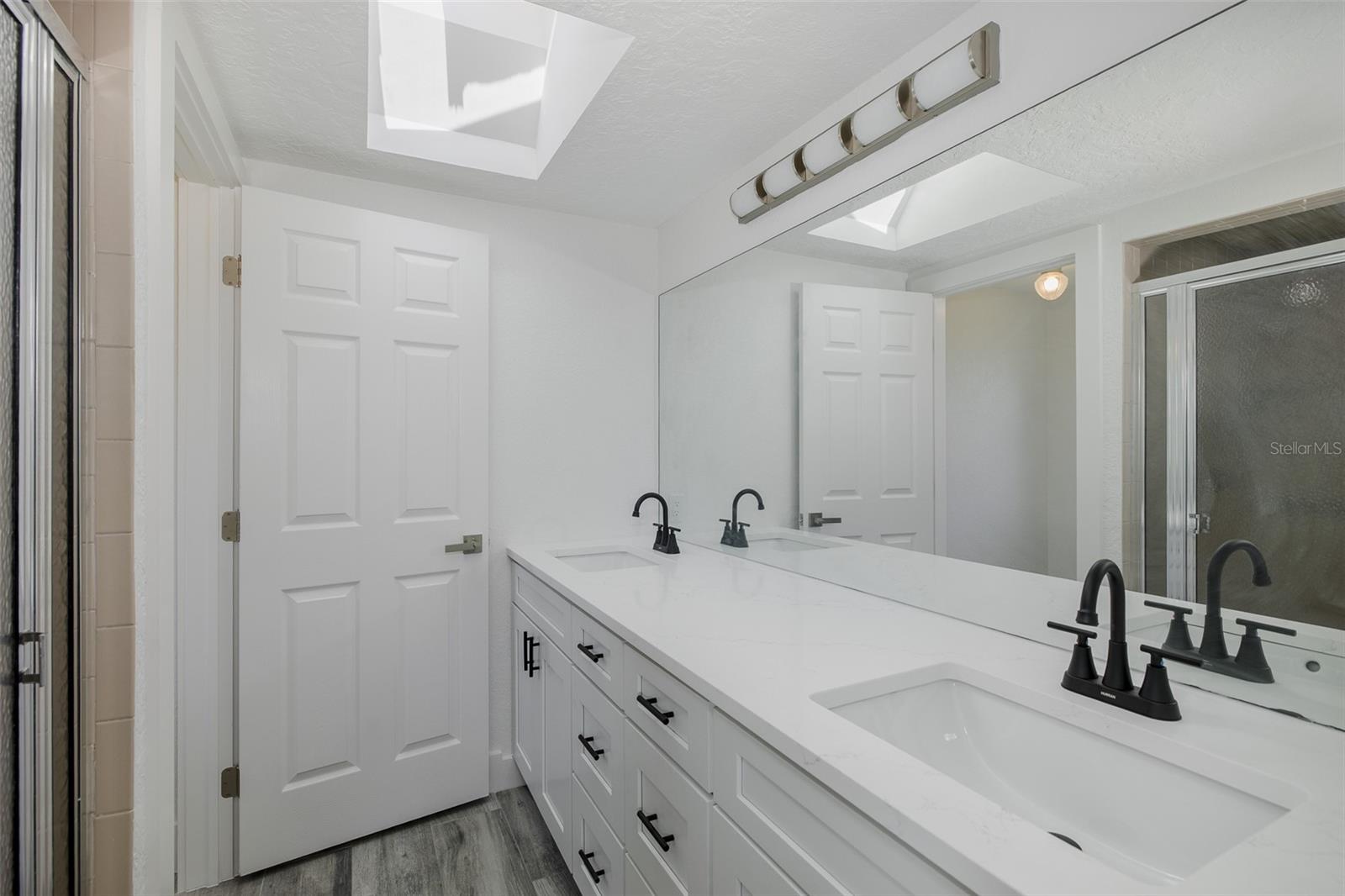 HARBOR ISLES - Residential