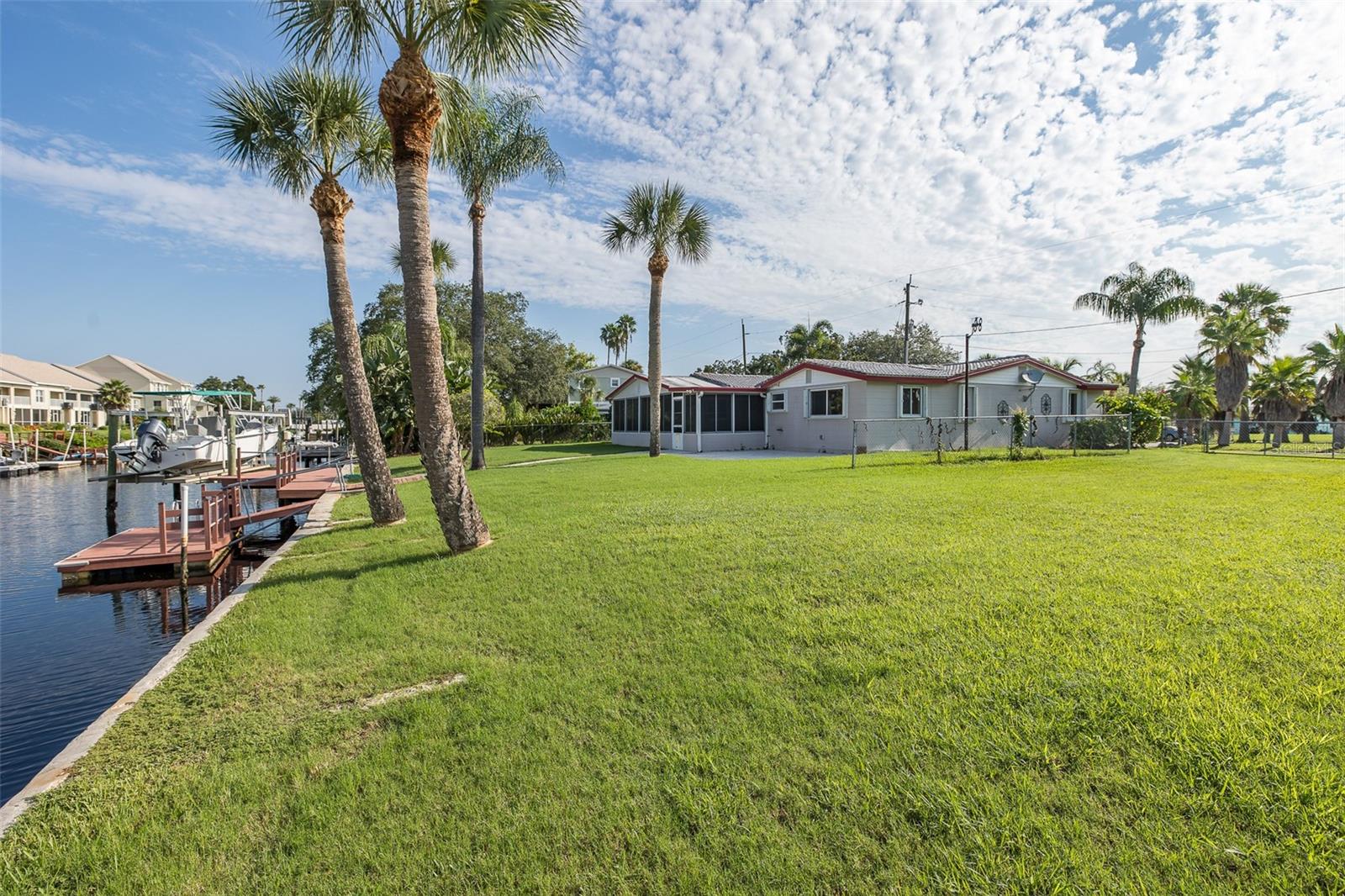 HARBOR ISLES - Residential