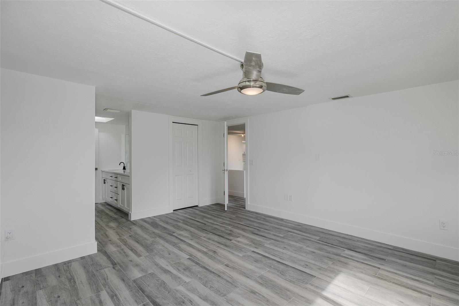 HARBOR ISLES - Residential