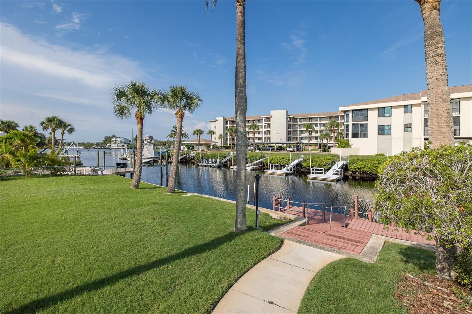 HARBOR ISLES - Residential