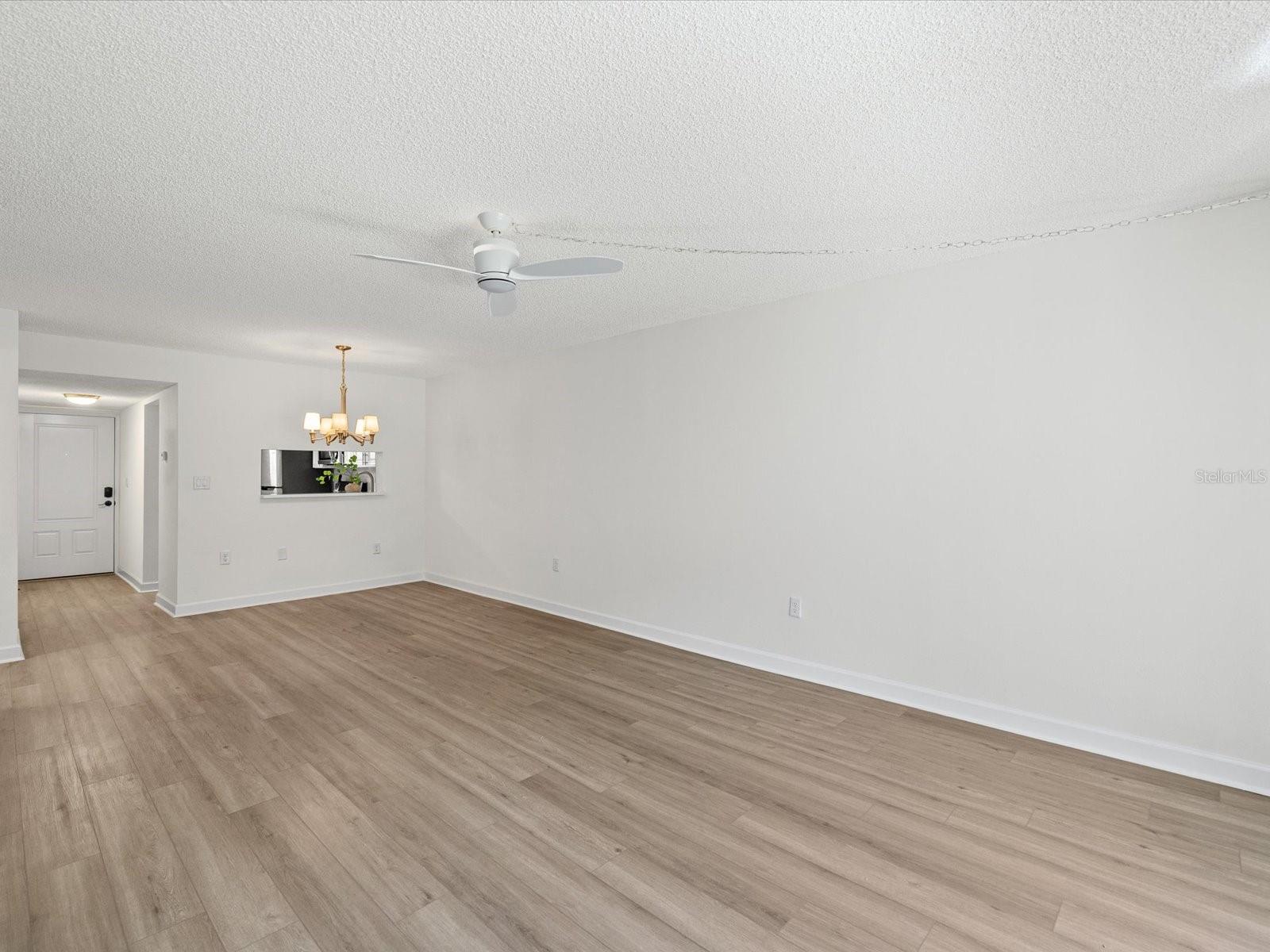 BAY MARINER THE CONDO - Residential