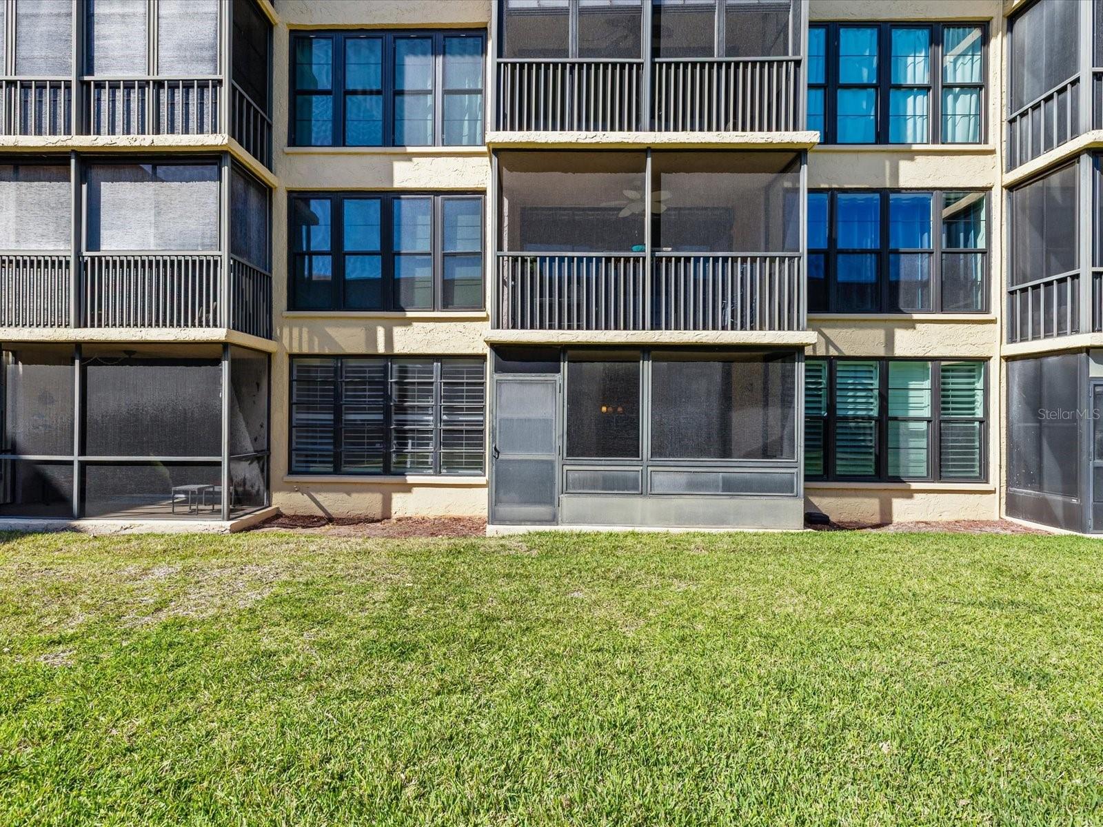 BAY MARINER THE CONDO - Residential