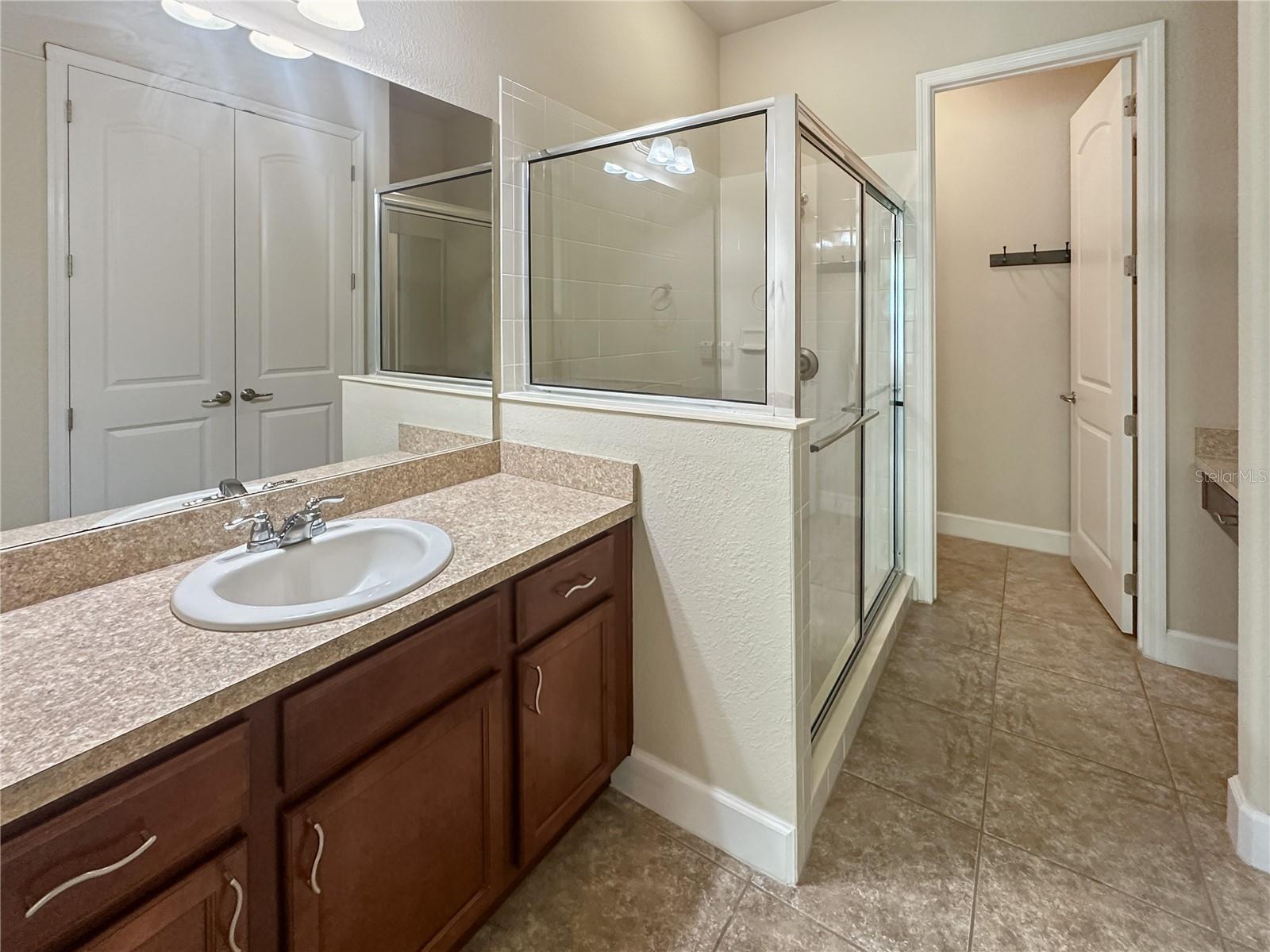 CYPRESS RESERVE VILLAS - Residential Lease