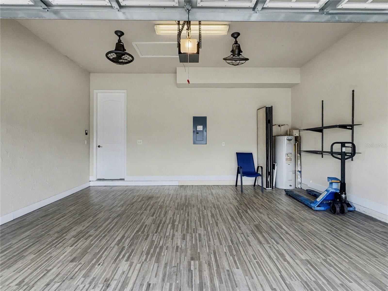 CYPRESS RESERVE VILLAS - Residential Lease