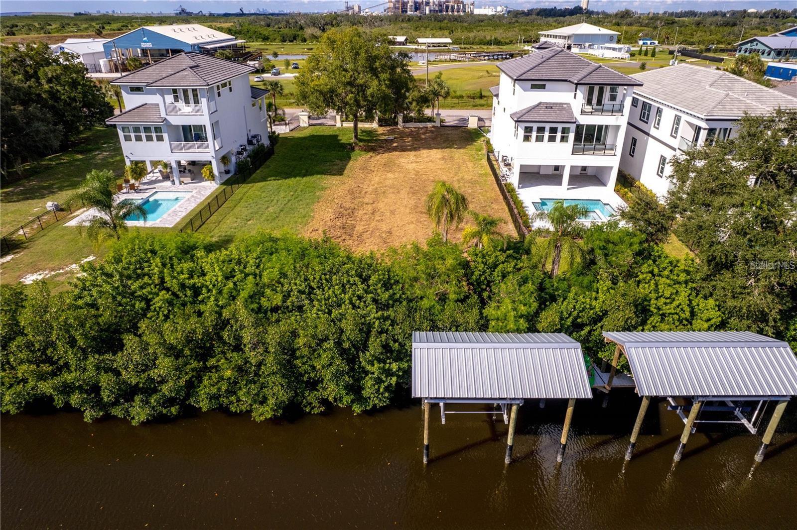 538 ESTUARY SHORE LANE