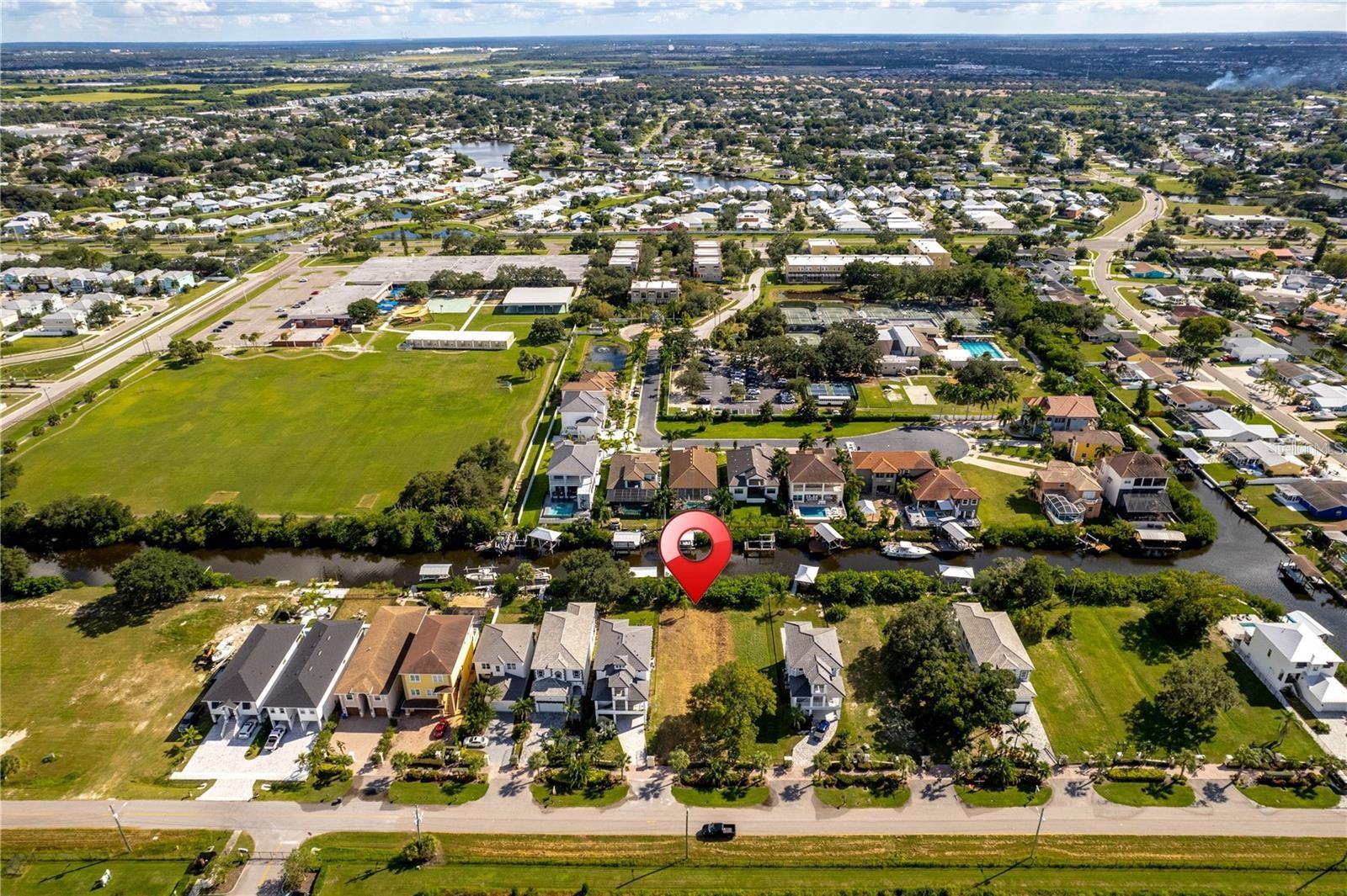 VENETO SHORES - Land