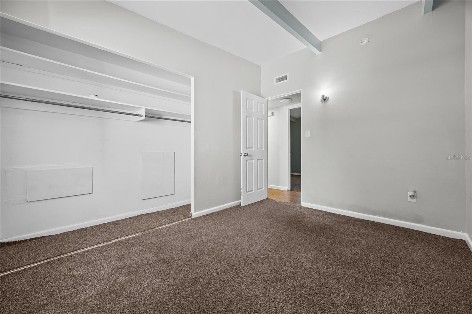 HIGHLAND COURT MANOR - Residential