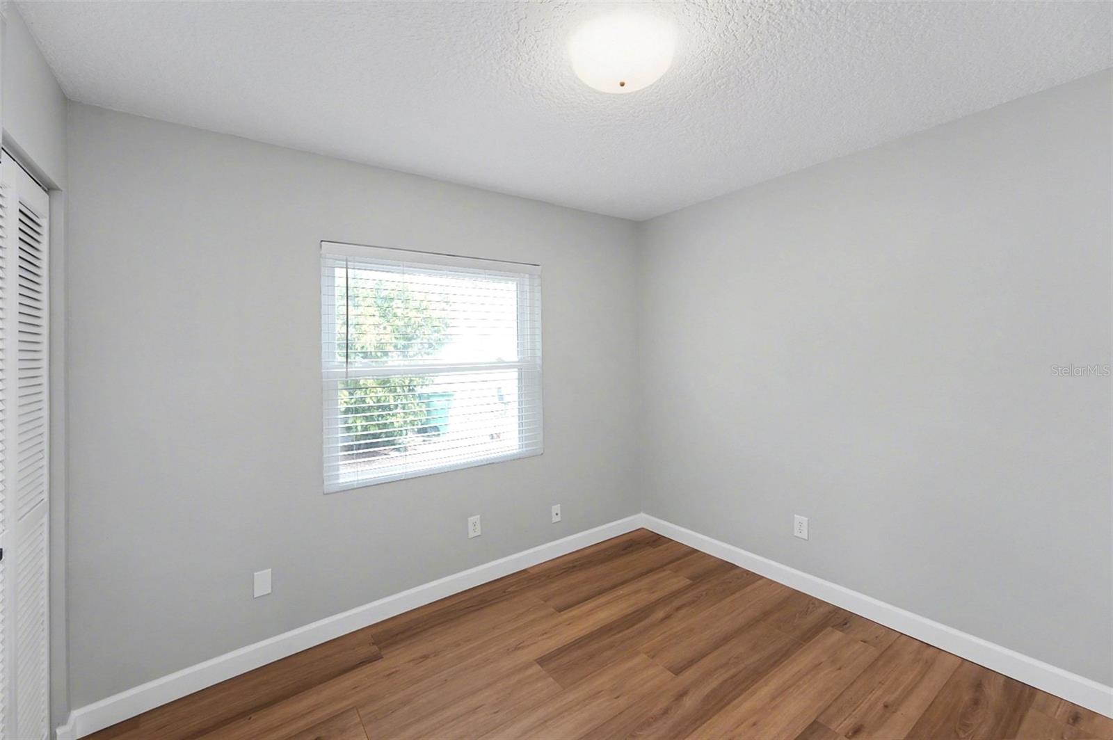 TAMPAS NORTH SIDE COUNTRY CLUB AREA UNIT - Residential Lease