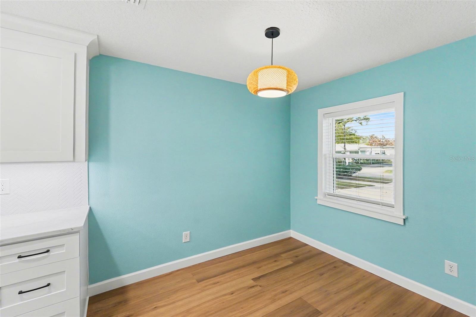 TAMPAS NORTH SIDE COUNTRY CLUB AREA UNIT - Residential Lease