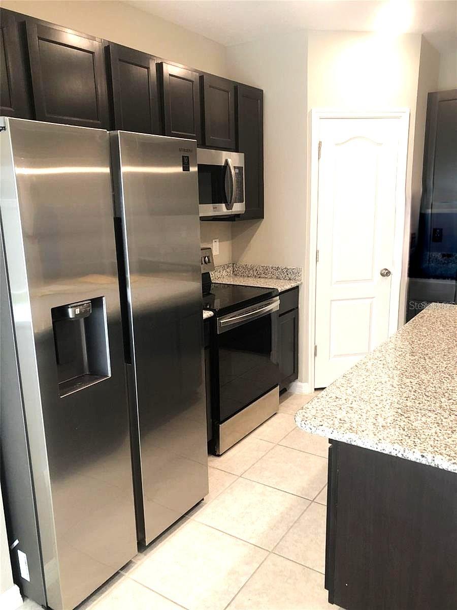 CP & WILLIAMS TWNHMS - Residential Lease