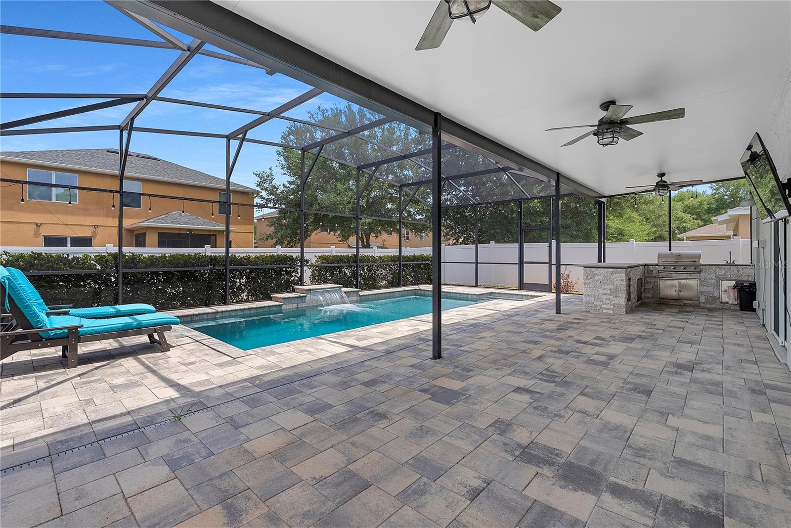 BARRINGTON ESTATES - Residential