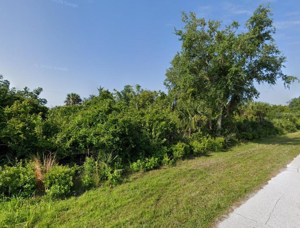 Photo of 10235 Thames Avenue, Englewood, FL 34224 (MLS # D6149385)