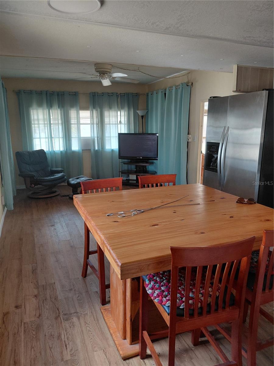 PARKRIDGE MOBILE MANOR UNREC - Residential