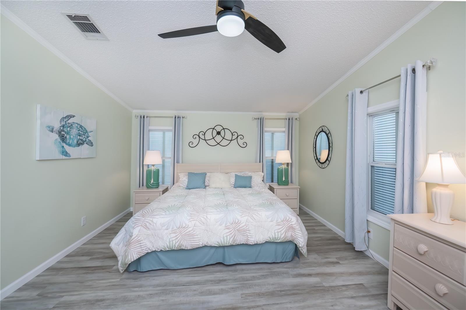 TANGERINE WOODS - Residential